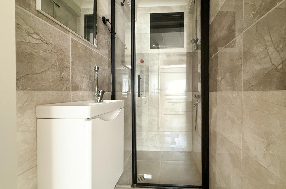 C21 BAL'DAN ÖZEL OKULLAR YAKININDA 2+1 SATILIK GENİŞ DAİRE