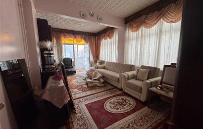 AKŞEMSETTİN'DE 2+1 KÖŞE DAİRE