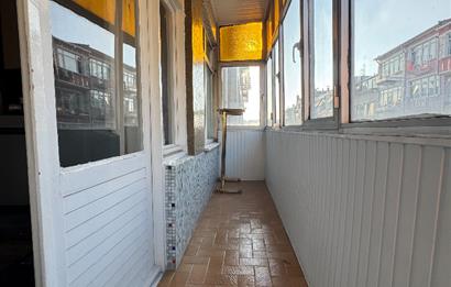 AKŞEMSETTİN'DE 2+1 KÖŞE DAİRE