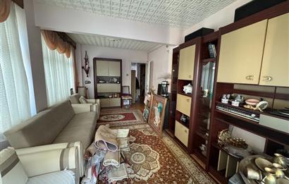 AKŞEMSETTİN'DE 2+1 KÖŞE DAİRE