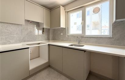 C21 BAL'DAN ÖZEL OKULLAR YAKININDA 2+1 SATILIK GENİŞ DAİRE