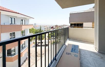 C21 BAL'DAN ÖZEL OKULLAR YAKININDA 2+1 SATILIK GENİŞ DAİRE