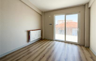 C21 BAL'DAN ÖZEL OKULLAR YAKININDA 2+1 SATILIK GENİŞ DAİRE