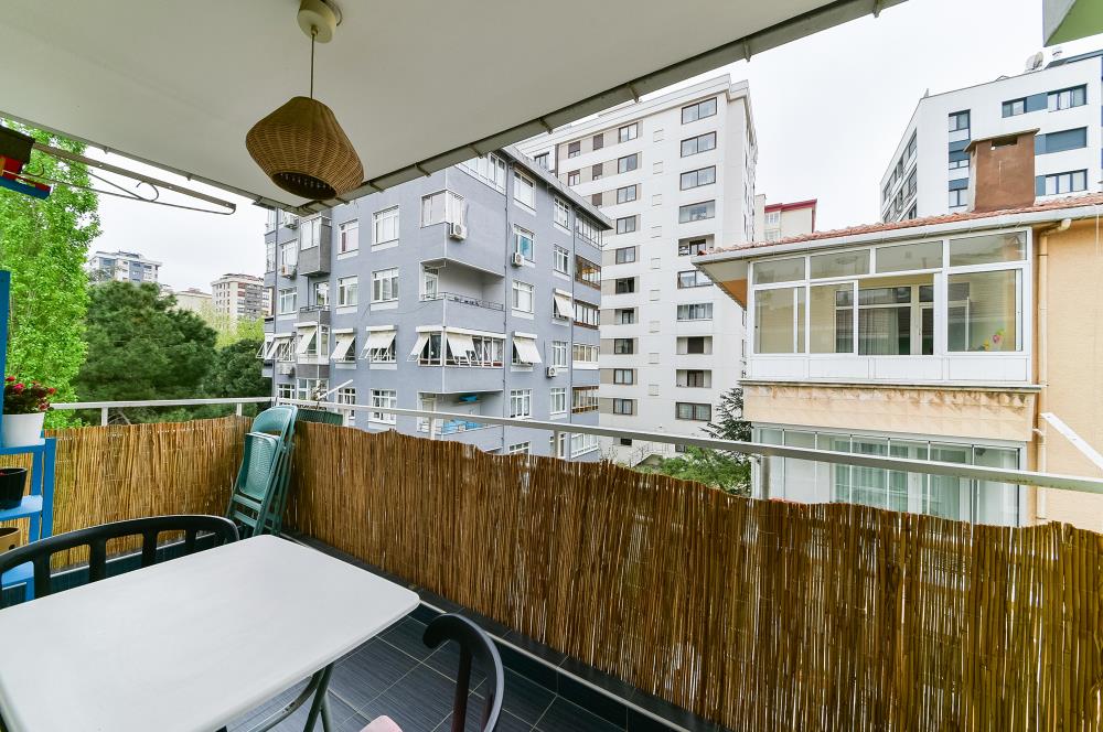 Caddebostan Ömerpaşa Sokakta geniş 3+1 Kiralık Ev