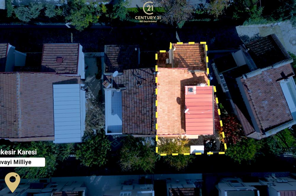 C21 BAL'DAN KUVAYİ MİLLİYE'DE CADDE ÜZERİ SATILIK VİLLA