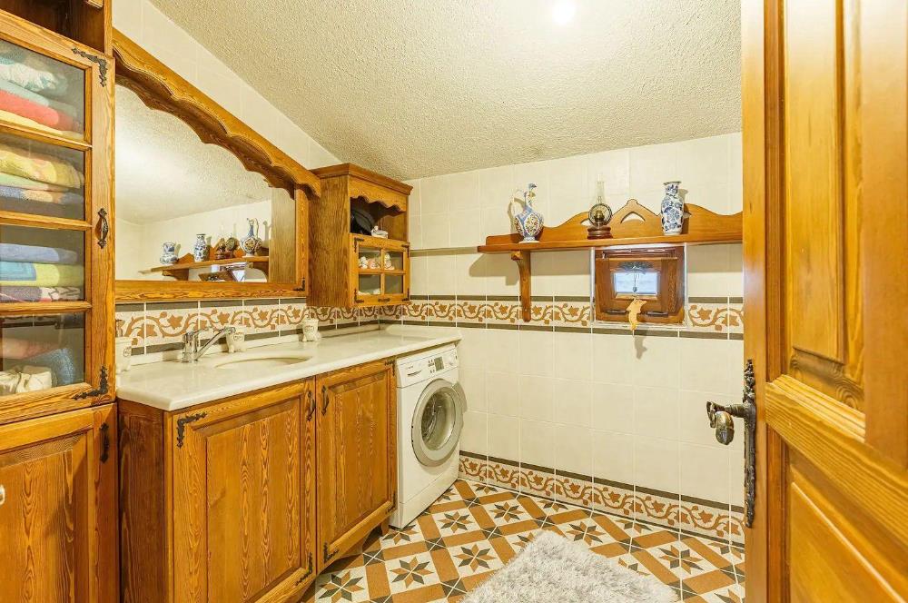 SAPANCA GÖLÜNE SIFIR SATILIK EMSALSİZ VİLLA