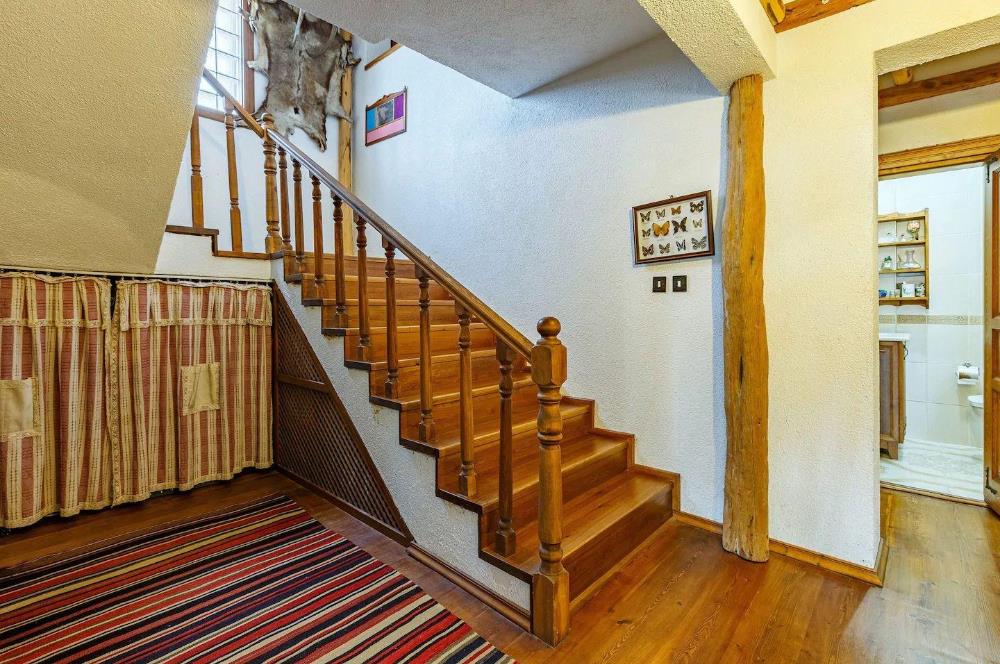 SAPANCA GÖLÜNE SIFIR SATILIK EMSALSİZ VİLLA