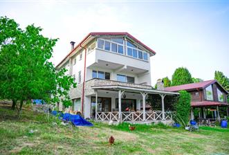 SAPANCA GÖLÜNE SIFIR ÖZEL İSKELELİ SATILIK VİLLA+ARSA - 2 - 29586