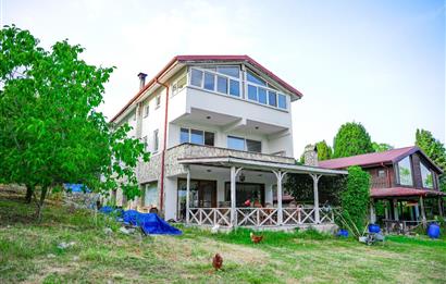 SAPANCA GÖLÜNE SIFIR ÖZEL İSKELELİ SATILIK VİLLA+ARSA