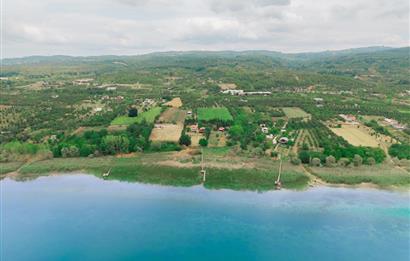 SAPANCA GÖLÜNE SIFIR ÖZEL İSKELELİ SATILIK VİLLA+ARSA