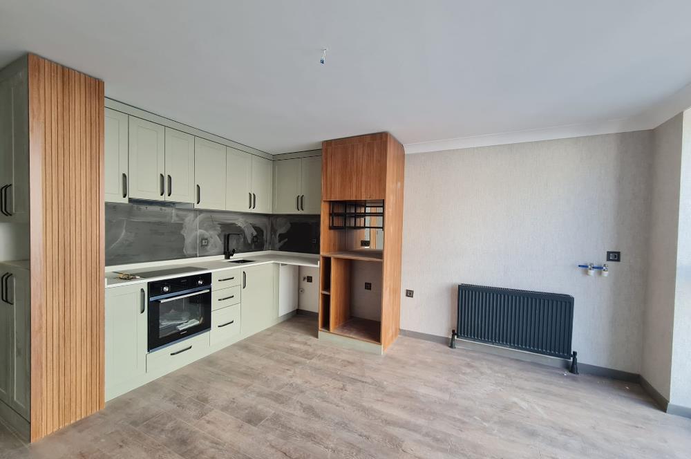 KUĞULU PARKA KOMŞU-MODERN 1+1 AÇIK/KAPALI OTOPARK-GÜVENLİKLİ