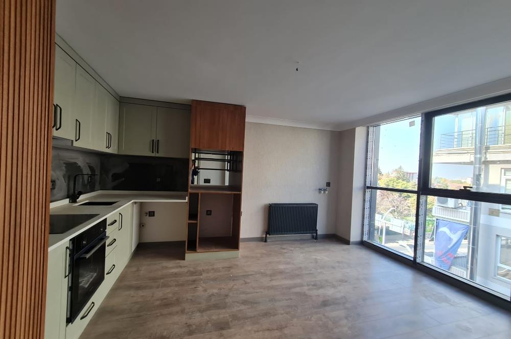 KUĞULU PARKA KOMŞU-MODERN 1+1 AÇIK/KAPALI OTOPARK-GÜVENLİKLİ