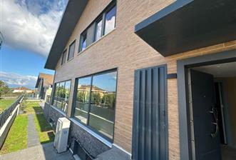 Zekeriyaköy butik havuzlu sitede 6+2 kiralık villa - 1 - 29573