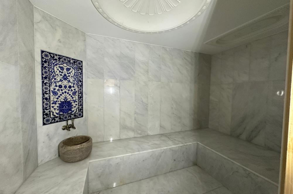 Zekeriyaköy butik havuzlu sitede 6+2 kiralık villa