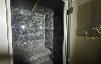 Zekeriyaköy butik havuzlu sitede 6+2 kiralık villa