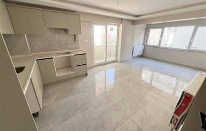 C21 BAL'DAN ÇEVREYOLU CD. ÜZERİNDE FIRSAT SATILIK 2+1 DAİRELER