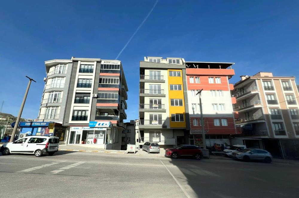 C21 BAL'DAN ÇEVREYOLU CD. ÜZERİNDE FIRSAT SATILIK 2+1 DAİRELER