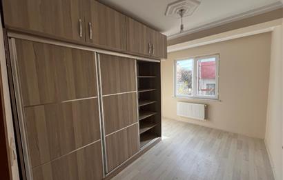 CENTURY21 VİZYON'DAN ÇAMLICA'DA SATILIK 2+1 DAİRE