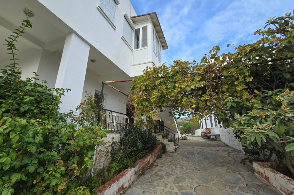 Gümüşlük Deniz Manzaralı  3+1 Kiralık Bahçe Kat