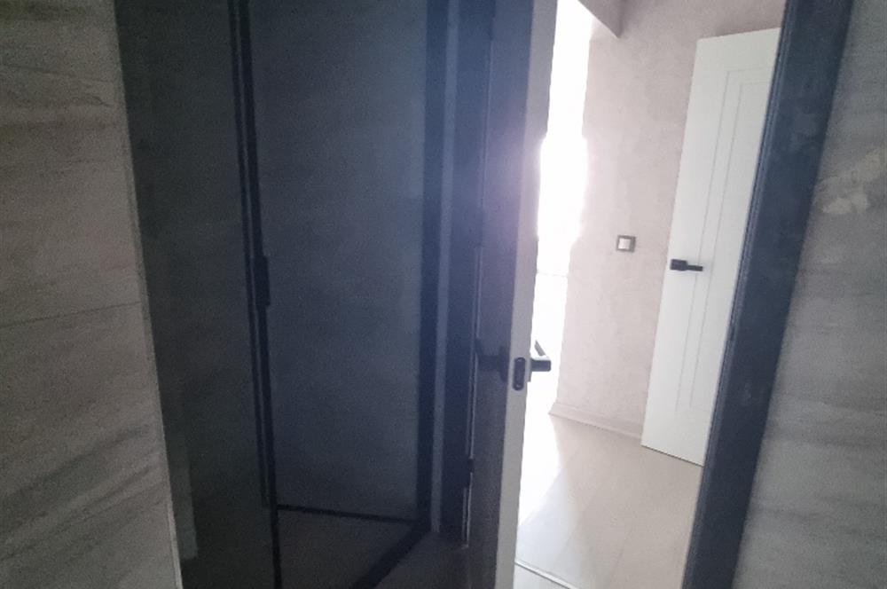 YENİ BATI LAVİVA ZİRVE HARİKA MANZARALI KULLANIŞLI 2,5+1