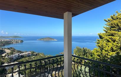 Bodrum Yalıkavak Plajlı Site Deniz Manzaralı Satılık Villa