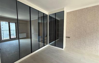 YENİ BATI LAVİVA ZİRVE SİTESİNDE ULTRA LÜKS 3+1 SATILIK DAİRE