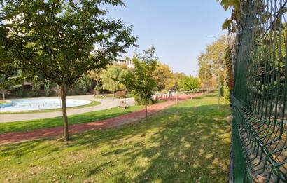 BAŞAKŞEHİR SALKIM KONAKLARINDA DOĞA İLE İÇ İÇE SATILIK TRİPLEKS VİLLA