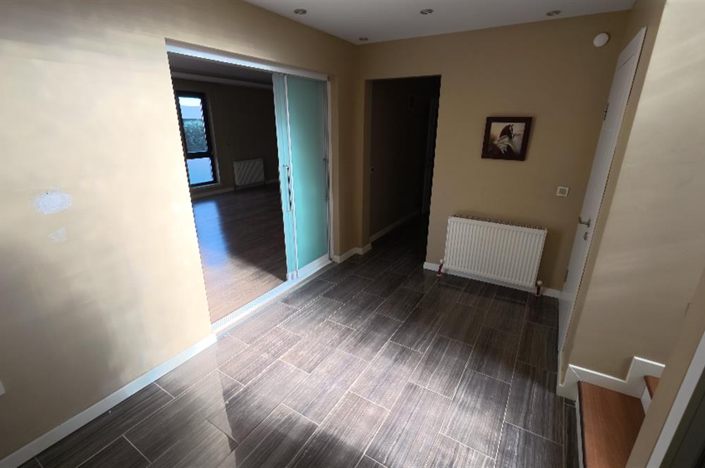 SİYASAL BAHÇEKENT SİTESİNDE 5+1 ŞÖMİNELİ LÜKS KİRALIK VİLLA