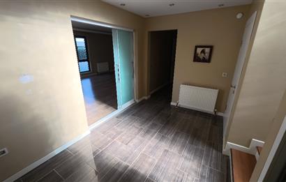 SİYASAL BAHÇEKENT SİTESİNDE 5+1 ŞÖMİNELİ LÜKS KİRALIK VİLLA