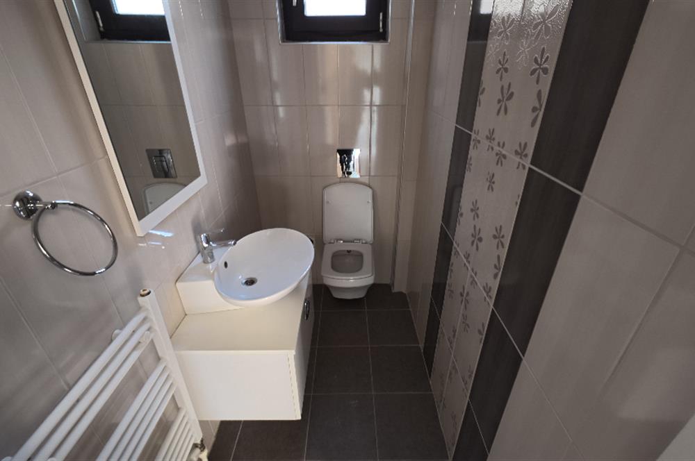 SİYASAL BAHÇEKENT SİTESİNDE 5+1 ŞÖMİNELİ LÜKS KİRALIK VİLLA