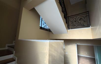 SİYASAL BAHÇEKENT SİTESİNDE 5+1 ŞÖMİNELİ LÜKS KİRALIK VİLLA