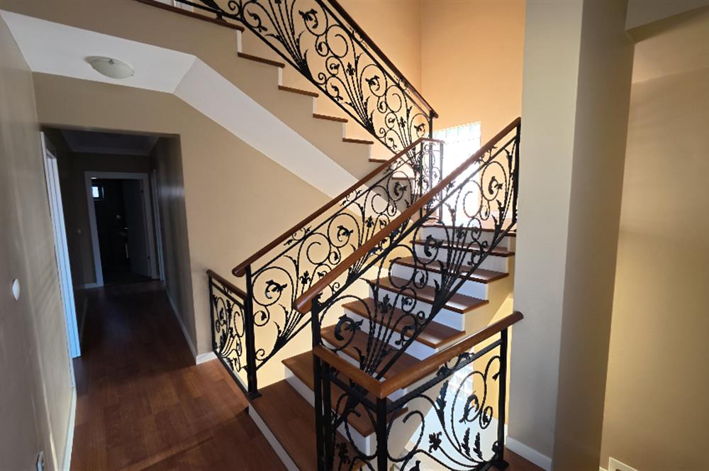 SİYASAL BAHÇEKENT SİTESİNDE 5+1 ŞÖMİNELİ LÜKS KİRALIK VİLLA