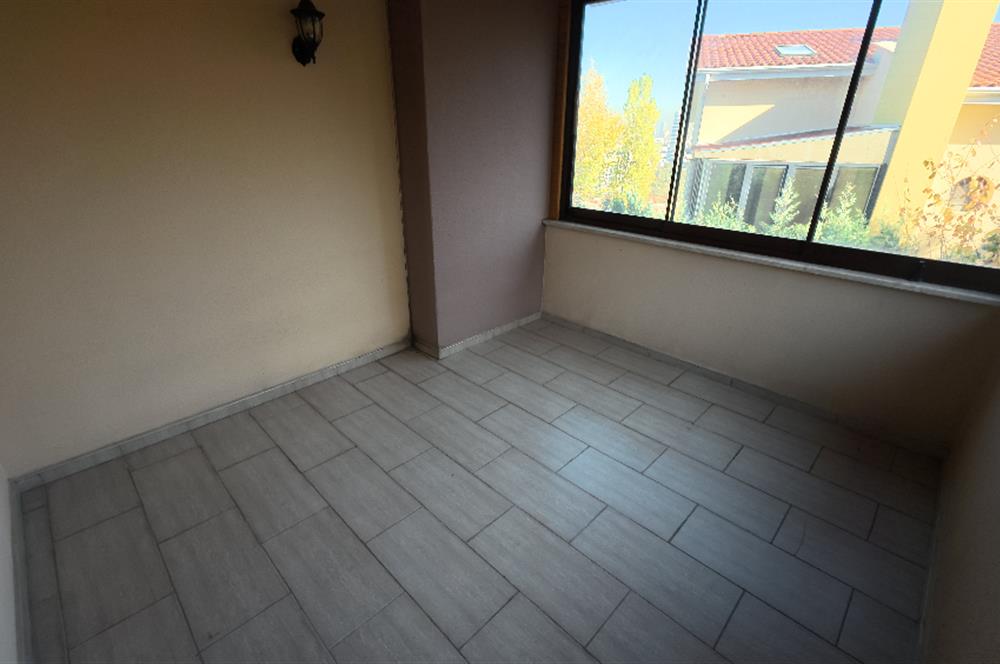 SİYASAL BAHÇEKENT SİTESİNDE 5+1 ŞÖMİNELİ LÜKS KİRALIK VİLLA