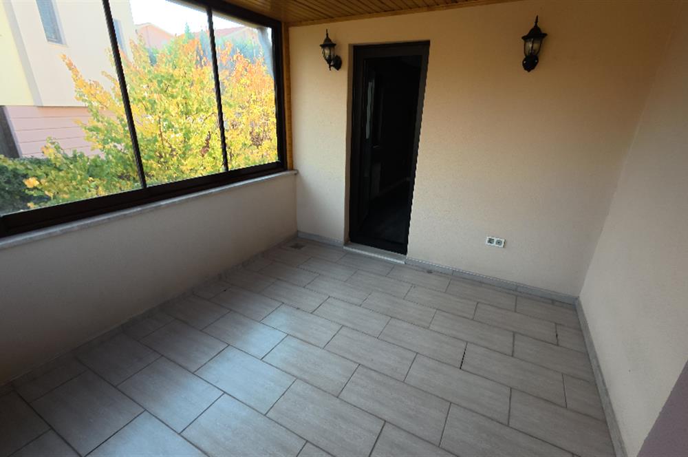 SİYASAL BAHÇEKENT SİTESİNDE 5+1 ŞÖMİNELİ LÜKS KİRALIK VİLLA