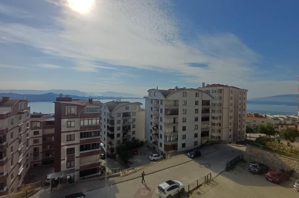 C21 Cius; Cumhuriyet'te Deniz Manzaralı Geniş 3+1 Satılık Fırsat