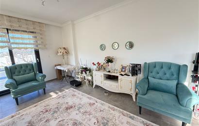 Gümüşlükte 5+1 250 m2 Eşyasız Kiralık Daire