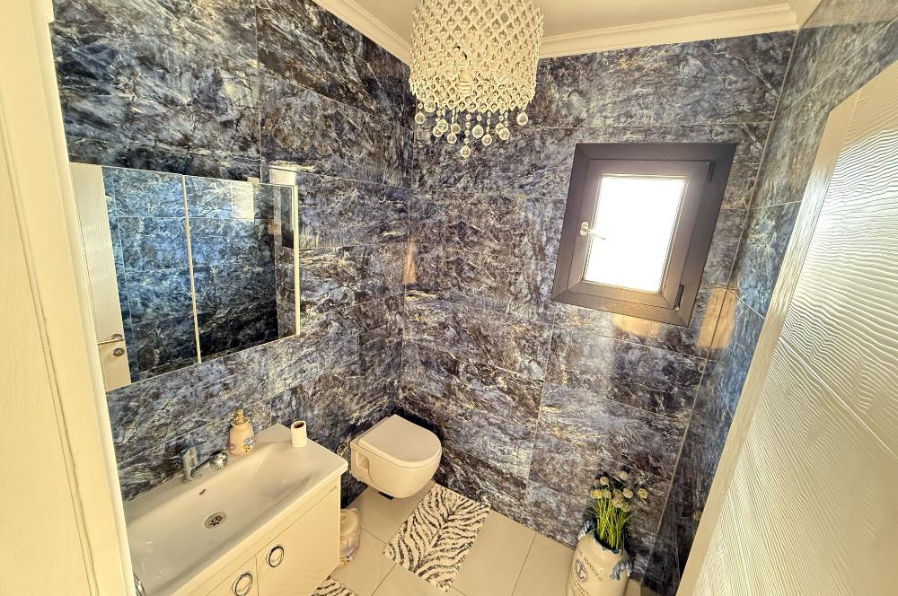 Gümüşlükte 5+1 250 m2 Eşyasız Kiralık Daire