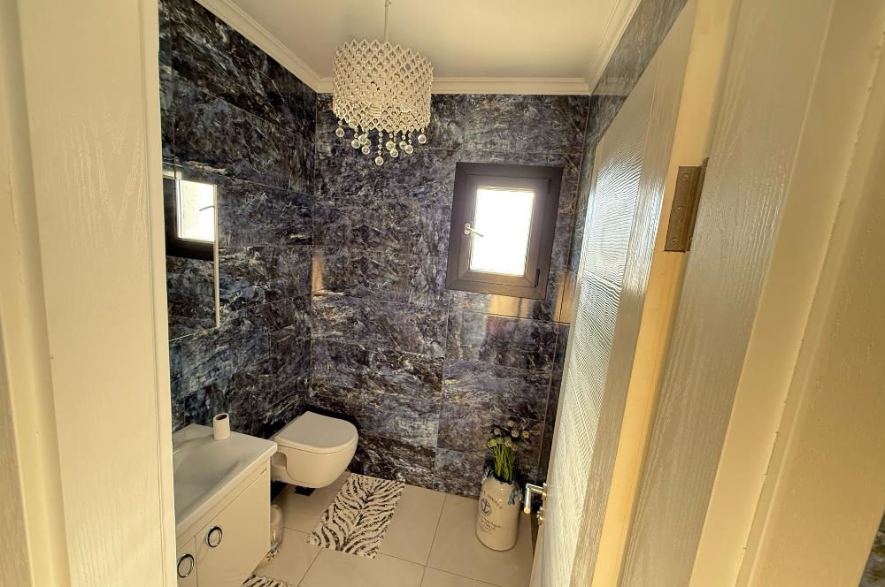 Gümüşlükte 5+1 250 m2 Eşyasız Kiralık Daire