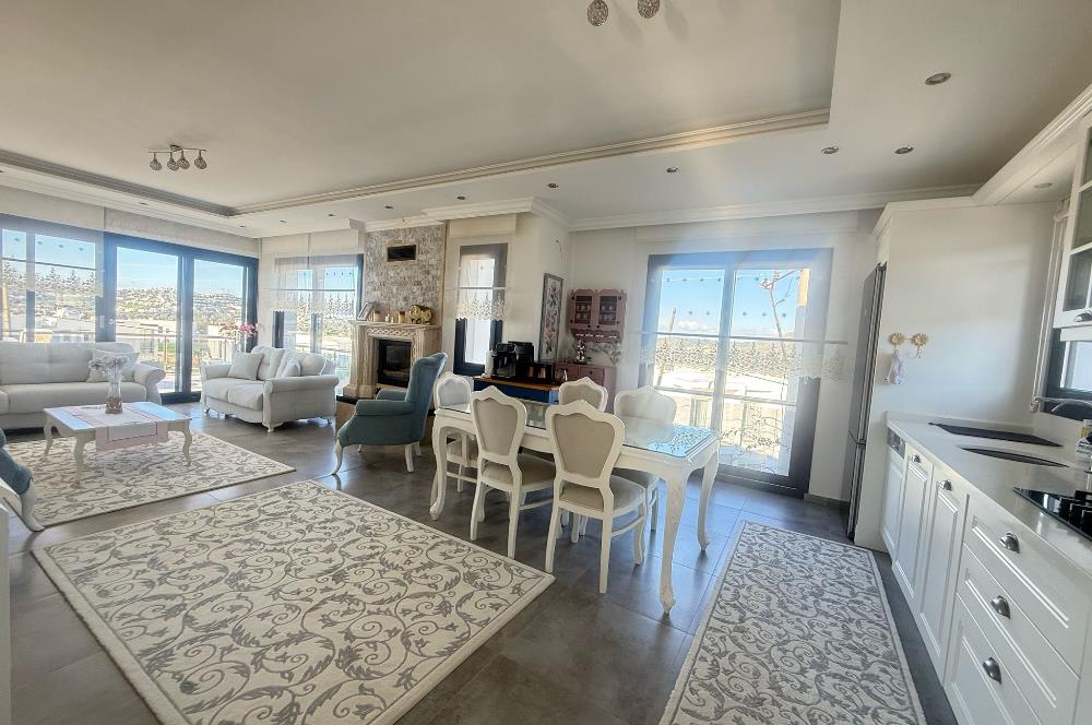 Gümüşlükte 5+1 250 m2 Eşyasız Kiralık Daire