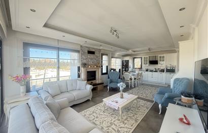 Gümüşlükte 5+1 250 m2 Eşyasız Kiralık Daire