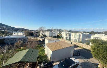 Gümüşlükte 5+1 250 m2 Eşyasız Kiralık Daire