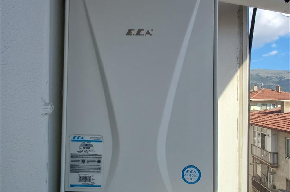 C21 Cius; Şehrin Merkezinde 2+1 Ara Kat Masrafsız Satılık