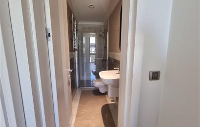 1263574833 ÜSKÜDAR ŞEHRİZAR KONAKLARI'NDA 6+1 LÜKS ÇATI DUBLEKSİ 