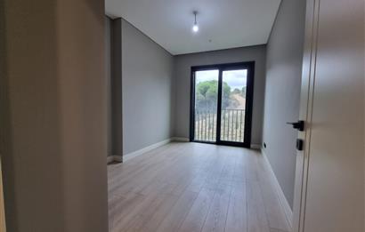 SAKLIVADİ 3+1 ORMAN CEPHE KİRALIK DAİRE VADİ İSTANBUL