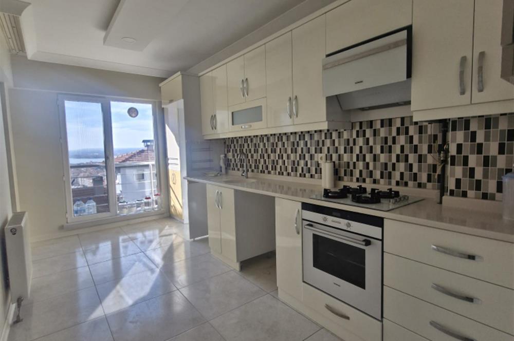 Segmenler Mahallesi’nde Eşsiz Göl Manzaralı Satılık Daire