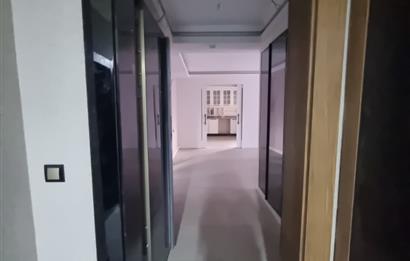 YENİ BATI LAVİVA ZİRVE SATILIK LÜX DAİRE 3+1