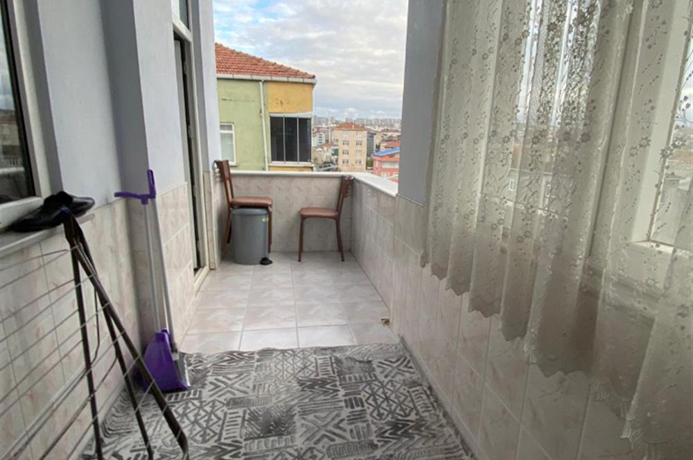 Pendik Kavakpınar'da Satılık 3+1 Ara Kat Daire!