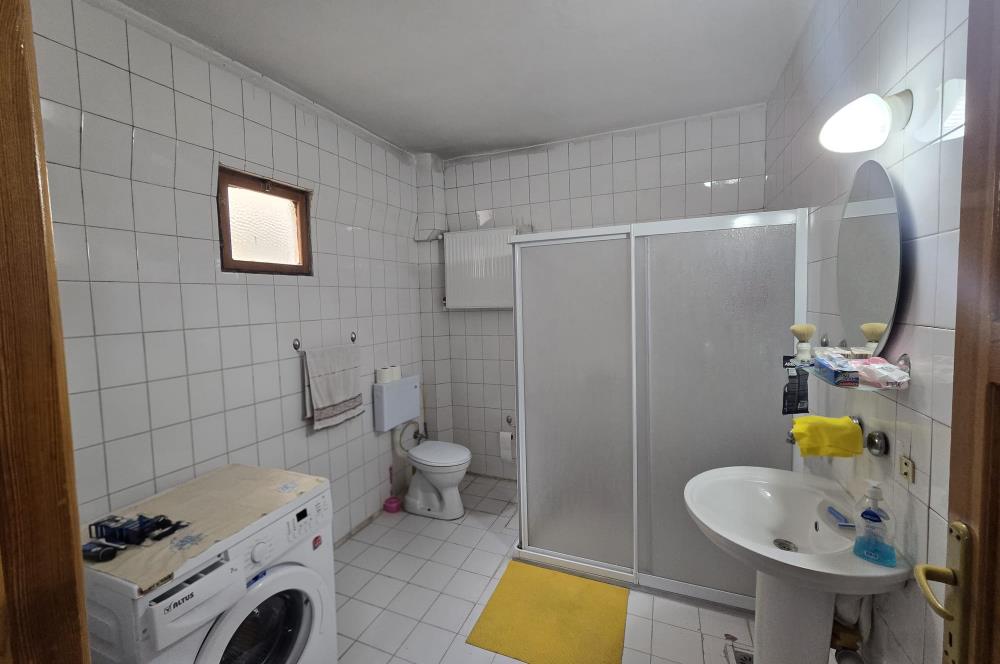 Fesleğen Mahallesi Emek Caddesi Üzerinde 190,00 m² 4+1 Daire...