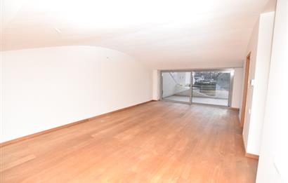 Parkone Sitesi'nde Doğa Manzaralı Satılık Çatı Dubleks