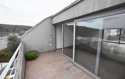 Parkone Sitesi'nde Doğa Manzaralı Satılık Çatı Dubleks